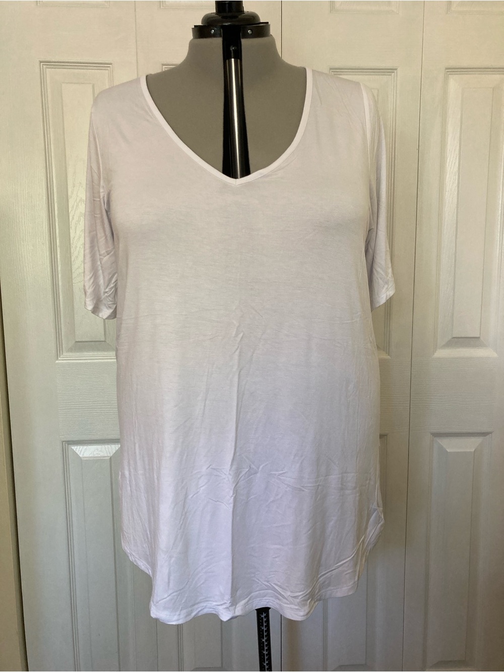 Torrid 4 Super Soft White Short Sleeve Tunic Top